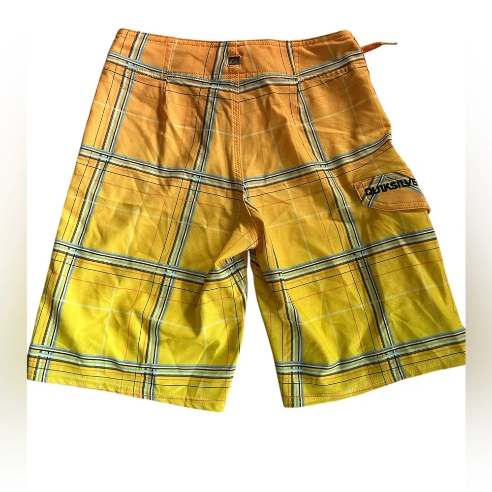 Boys New Quicksilver Board shorts Cypher Stretch size 24 9/10